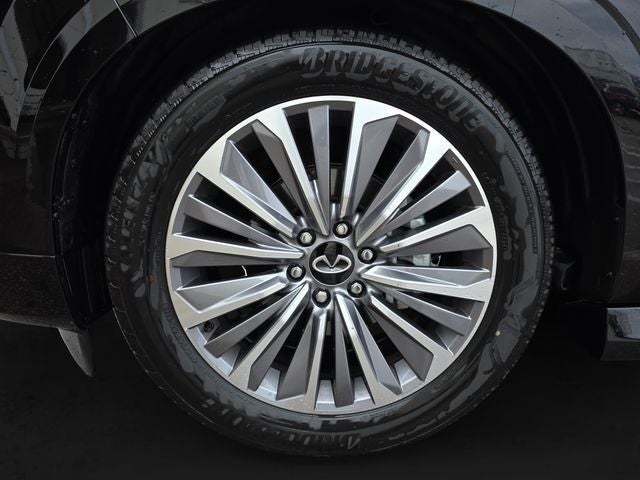 2025 INFINITI QX80 Luxe 4WD