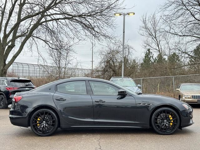 2023 Maserati Ghibli Modena Q4