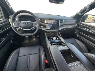 2023 Jeep Wagoneer Series III