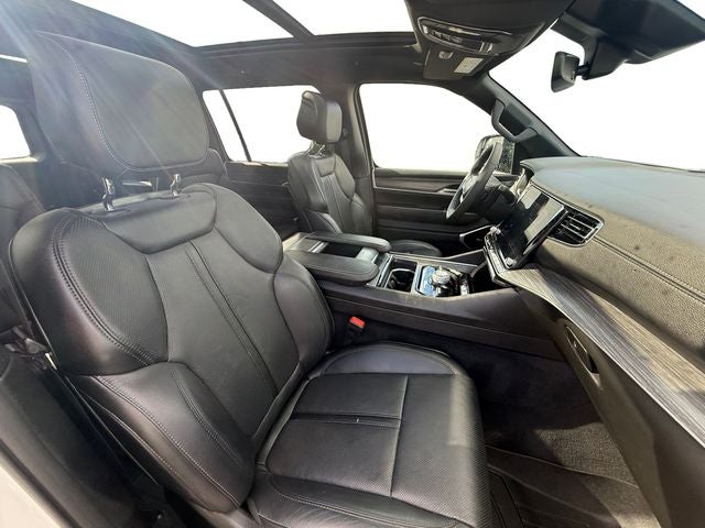 2023 Jeep Wagoneer Series III