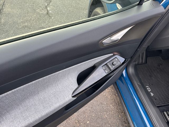 2025 Volkswagen ID.4 Pro