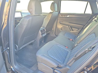 2026 Volkswagen Atlas Cross Sport 2.0T SEL Premium R-Line