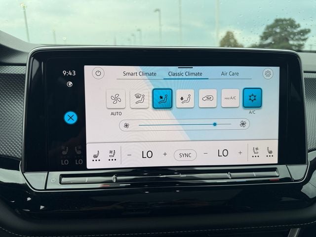 2026 Volkswagen Atlas Cross Sport 2.0T SEL Premium R-Line