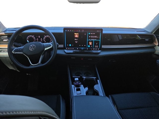 2027 Volkswagen Atlas 2.0T SE w/ Technology