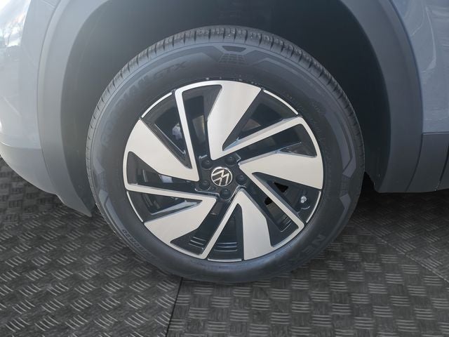 2026 Volkswagen Atlas 2.0T SE w/ Technology