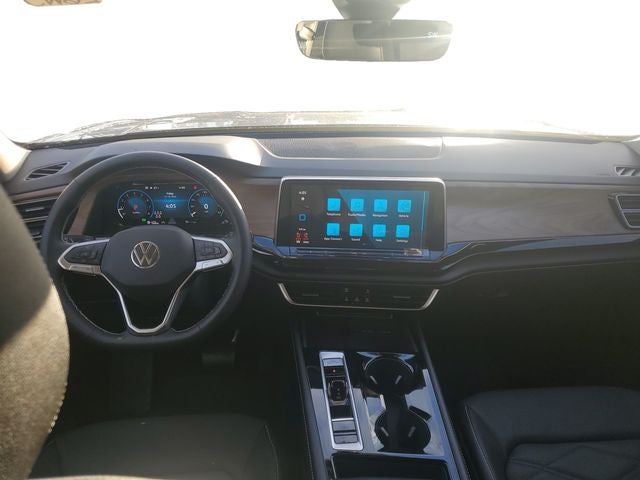 2026 Volkswagen Atlas 2.0T SE w/ Technology