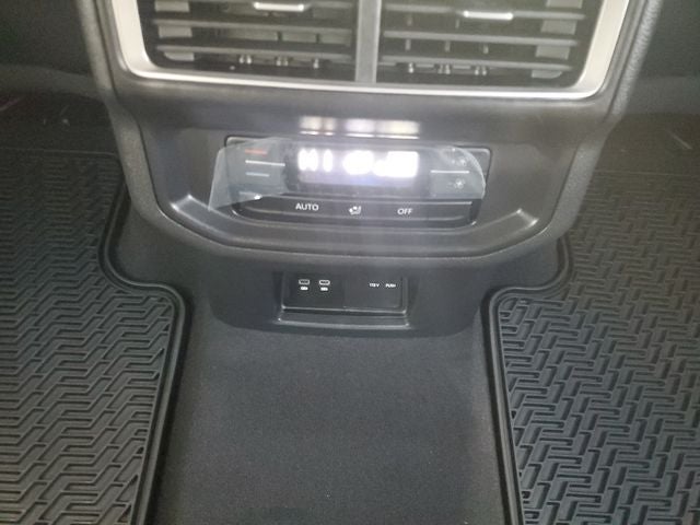 2026 Volkswagen Atlas 2.0T SE w/ Technology