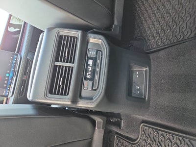 2027 Volkswagen Atlas 2.0T SE w/ Technology
