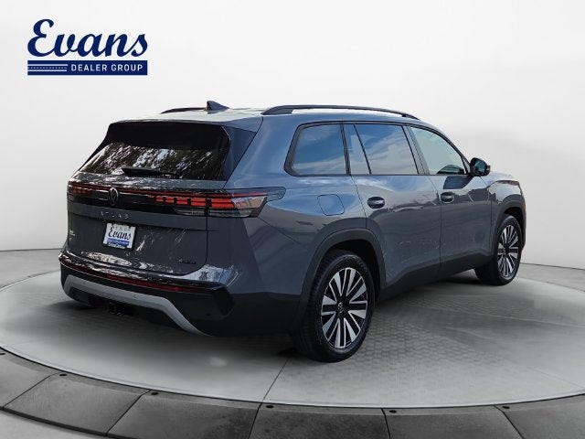 2027 Volkswagen Atlas 2.0T SE w/ Technology
