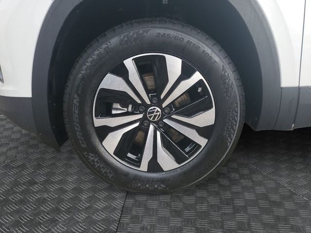 2026 Volkswagen Atlas Cross Sport 2.0T SE