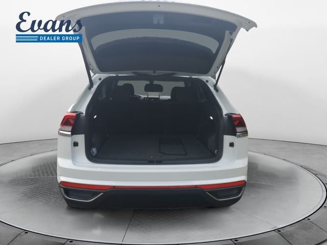 2026 Volkswagen Atlas Cross Sport 2.0T SE