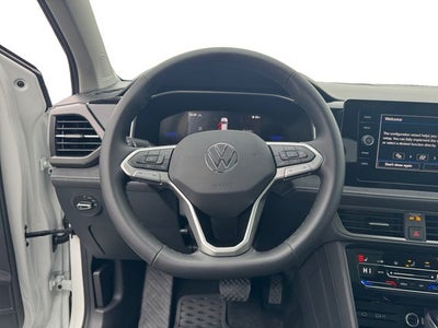 2026 Volkswagen Taos 1.5T SE Black