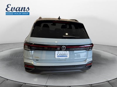 2026 Volkswagen Taos 1.5T SE Black