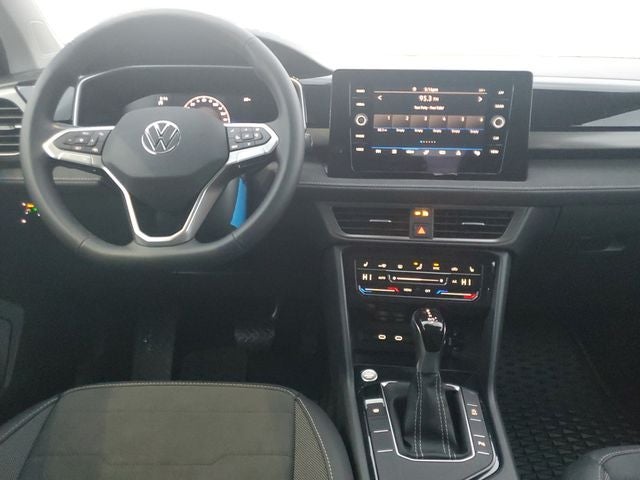 2026 Volkswagen Taos 1.5T SE Black