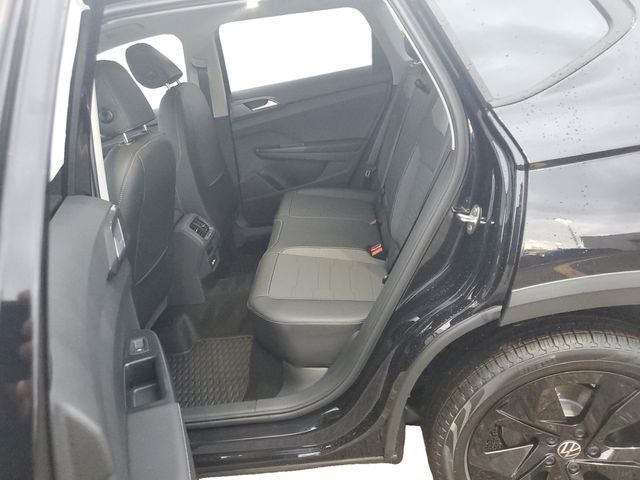 2026 Volkswagen Taos 1.5T SE Black