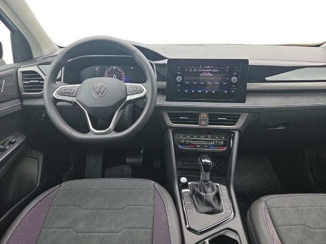 2026 Volkswagen Taos 1.5T SE Black