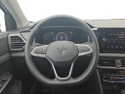 2026 Volkswagen Taos 1.5T SE Black