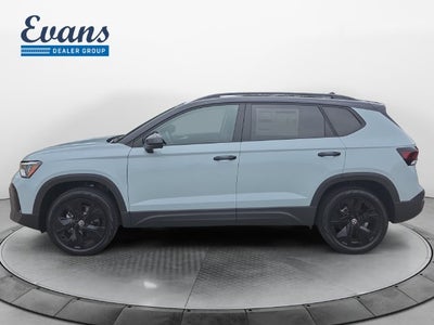 2026 Volkswagen Taos 1.5T SE Black