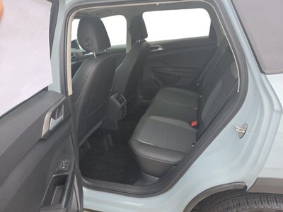 2026 Volkswagen Taos 1.5T SE Black