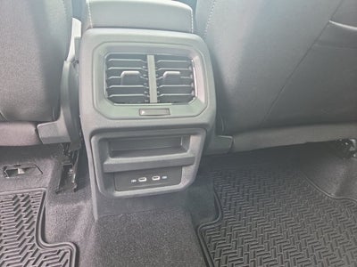 2026 Volkswagen Taos 1.5T SE Black