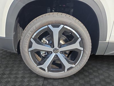 2025 Volkswagen Taos 1.5T SEL