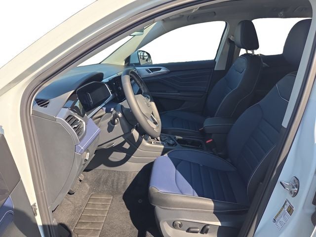 2025 Volkswagen Taos 1.5T SEL