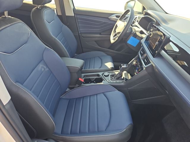 2025 Volkswagen Taos 1.5T SEL