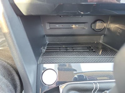 2025 Volkswagen Taos 1.5T SEL