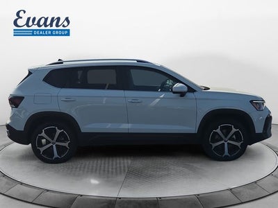 2025 Volkswagen Taos 1.5T SEL
