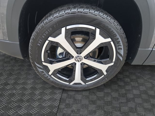 2026 Volkswagen Taos 1.5T SEL