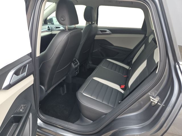 2026 Volkswagen Taos 1.5T SEL