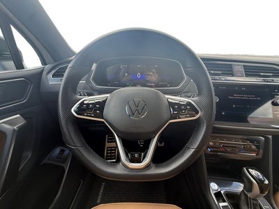 2024 Volkswagen Tiguan 2.0T SE R-Line Black