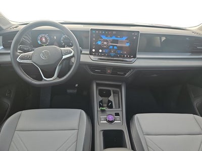 2025 Volkswagen Tiguan 2.0T SE