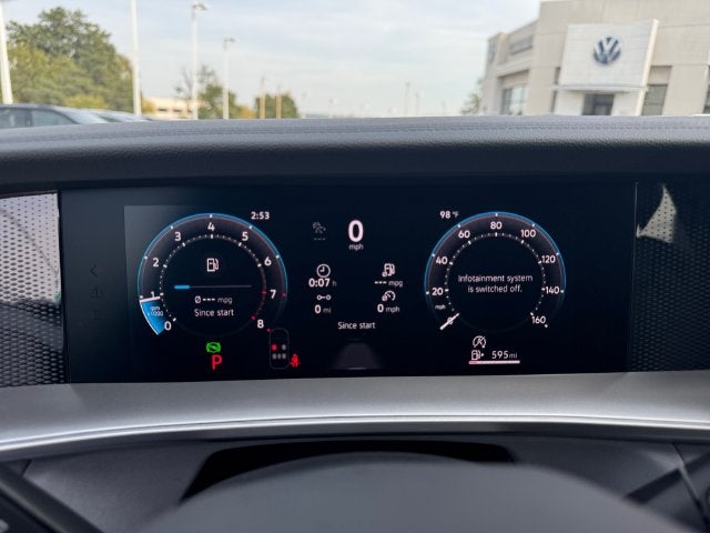2026 Volkswagen Tiguan 2.0T SE