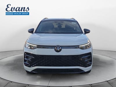 2026 Volkswagen Tiguan 2.0T SE R-Line Black