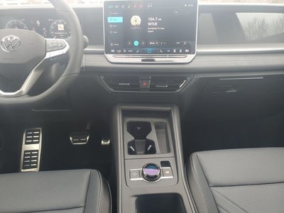 2026 Volkswagen Tiguan 2.0T SE R-Line Black