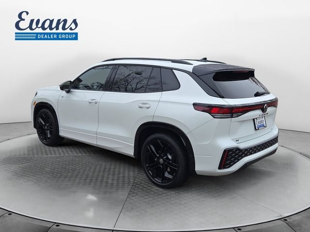 2026 Volkswagen Tiguan 2.0T SE R-Line Black