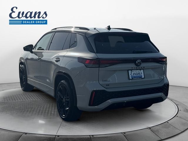 2026 Volkswagen Tiguan 2.0T SE R-Line Black