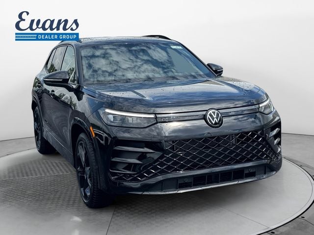 2026 Volkswagen Tiguan 2.0T SE R-Line Black