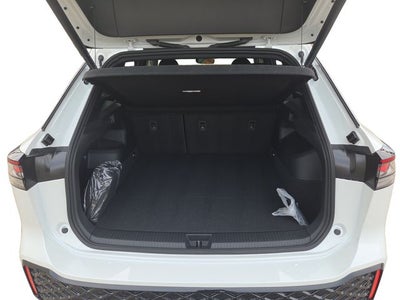 2026 Volkswagen Tiguan 2.0T SEL R-Line