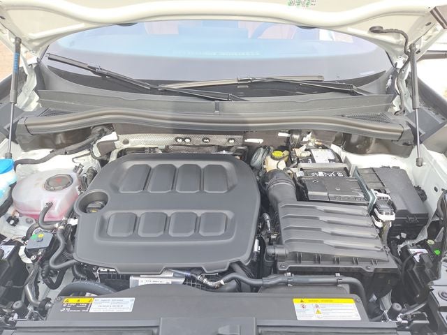 2026 Volkswagen Tiguan 2.0T SEL R-Line