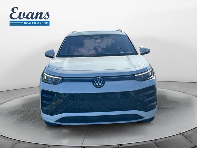 2026 Volkswagen Tiguan 2.0T SEL R-Line Turbo