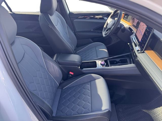 2026 Volkswagen Tiguan 2.0T SEL R-Line Turbo