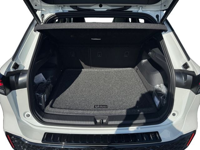 2026 Volkswagen Tiguan 2.0T SEL R-Line Turbo
