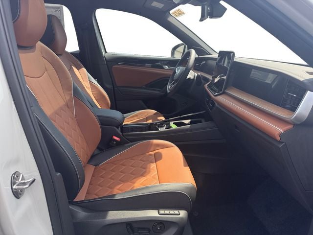 2026 Volkswagen Tiguan 2.0T SEL R-Line