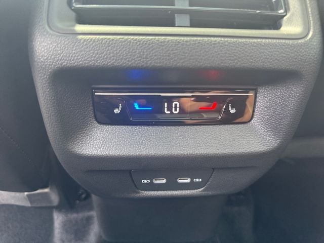 2026 Volkswagen Tiguan 2.0T SEL R-Line