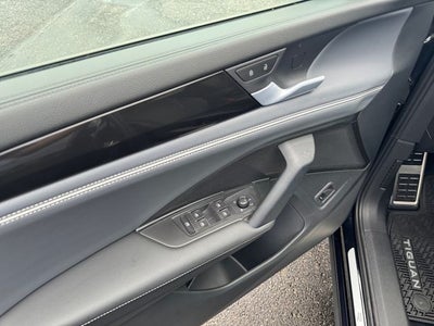 2026 Volkswagen Tiguan 2.0T SEL R-Line Turbo