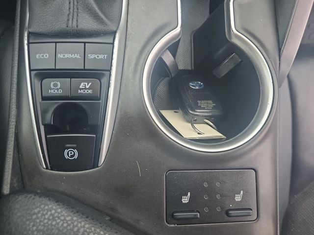 2021 Toyota Camry Hybrid XLE