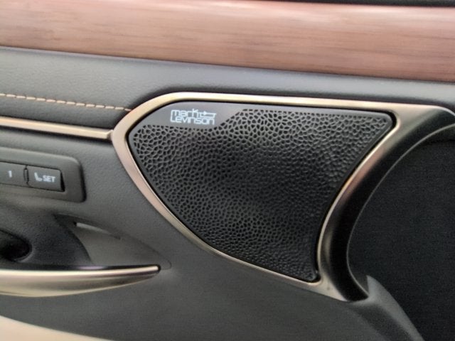 2025 Lexus ES 350 Ultra Luxury