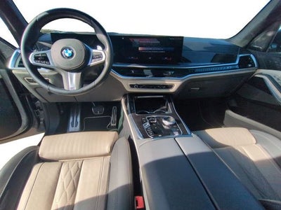 2023 BMW X7 xDrive40i